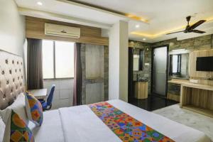 FabHotel Backstreet, Bhopal Railway Station