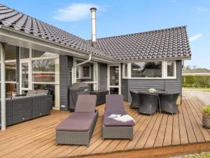 Holiday Home Nine - 200m from the sea by Interhome