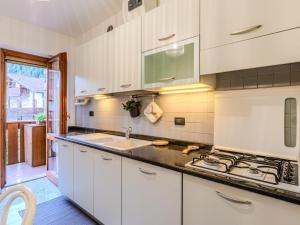 Apartment Maison Ginevra by Interhome