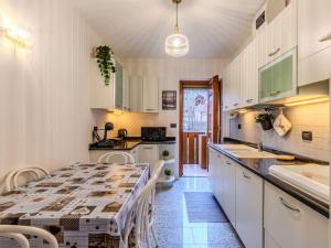 Apartment Maison Ginevra by Interhome