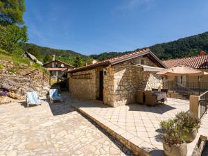 Holiday Home Sirotnjak 2 by Interhome