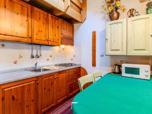 Apartment Fresia by Interhome