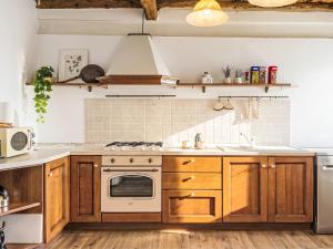 Holiday Home Oro del Lario by Interhome