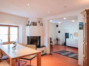 Holiday Home Ferienhaus Döss by Interhome