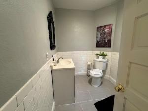 Downtown Lake Eola Historic House 1 OR 2 BED
