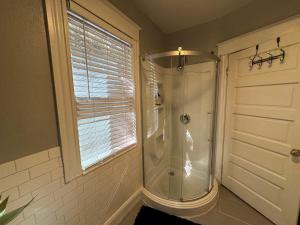 Downtown Lake Eola Historic House 1 OR 2 BED