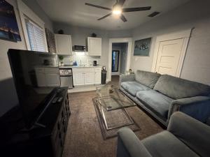 Downtown Lake Eola Historic House 1 OR 2 BED