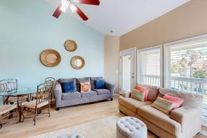 Gulf Point Condominiums