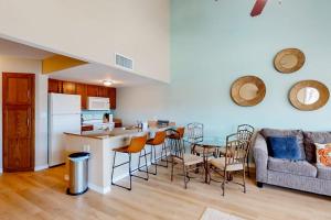 Gulf Point Condominiums
