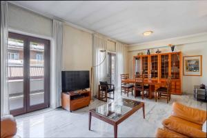 Appartamento Ussani con Terrazza