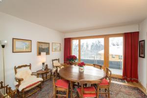 Appartamento con Vista Lago e Montagna St Moritz Munt Sulaj
