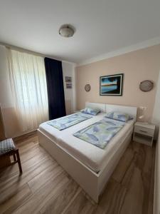 Apartments Lončar