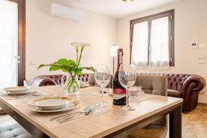 Oasi Relax con Jacuzzi e Giardino Privato