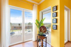 Pineapple Suite