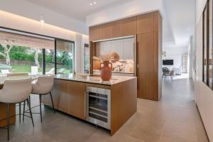 Luxurious 7 Bedroom House with Private Pool in Fuengirola