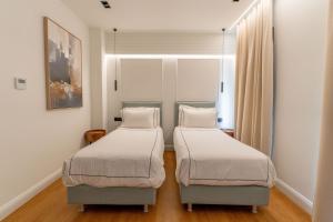 Villa Nobilita Grand 7-Bedroom Luxury Villa with Sky-Lounge Rooftop & 21m Pool - by PosarelliVillas