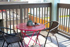 202, Ocean Side, Patio, Laundry, Desk