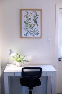 202, Ocean Side, Patio, Laundry, Desk