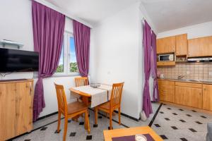 Apartment Tomić 3 Makarska