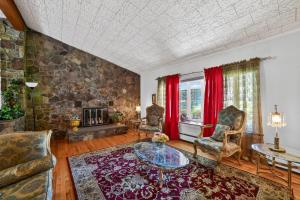 Unadilla Riverfront Oasis 3BR Sleeps 8 home