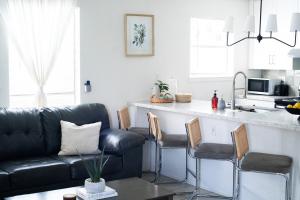 201, Ocean Side, Patio, Laundry, Desk