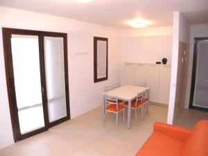 Townhouse with private fenced garden