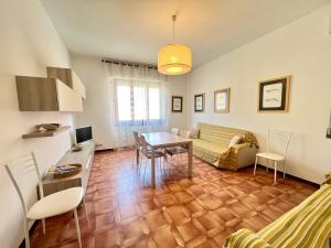 Lella appartamento con parcheggio