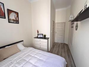 Long Street Aparthostel