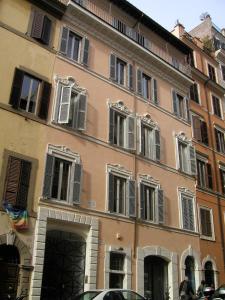 Panisperna picturesque apartment