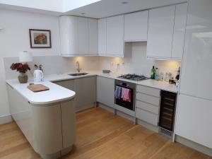 Ensuite Bedroom in Modern Flat