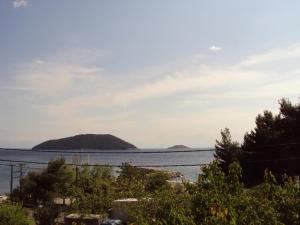 Oasis 2 Skopelos Greece