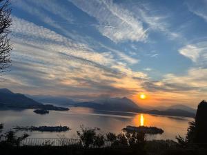Stresa Imperial Lakeview and Pool - Villa Campino