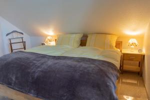 Inselblume 61 - Ferienwohnung mit Balkon in Neue Tiefe