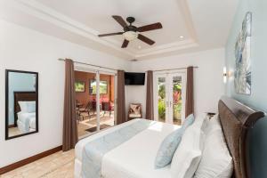 Amazing Beachfront Condo in Playa Langosta
