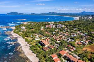 Amazing Beachfront Condo in Playa Langosta
