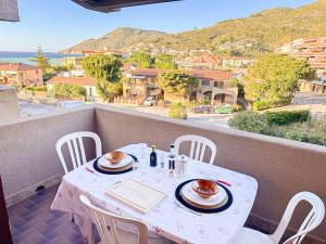 Casa Fortuna Terrazzo Vista Mare, Spiaggia a 2 min, Giglio Campese