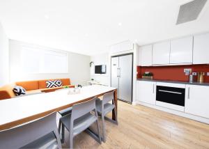 Student Only Modern Ensuite at Drapery Place near Tower Hamlets