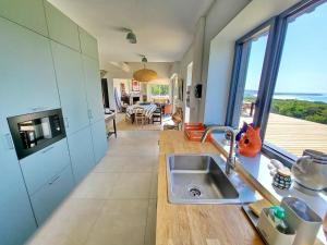 727-Superbe vue mer, grand confort, les pieds dan