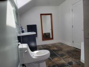 672 Wellington - Stay in the heart of Toronto
