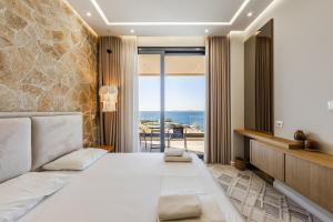Seaview Elegance Apartment Luxury & Free Parking by PikHost