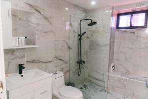 Oceanview 3 BR with jacuzzi