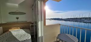 Appartement avec balcon, vue Mer, Piscine, Parking