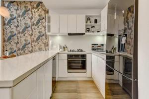 Deluxe 1BR Duplex with Terrace near El Virrey