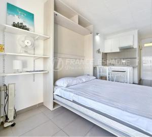 Studio 30 m de la plage Roses