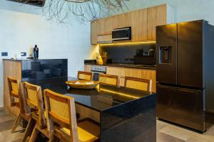 Luxury Beachfront 3BR Apt 102 | Neea Bahia Soliman