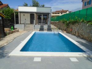 House Nikolas 1 with Pool, close to the Beach