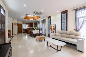 G Thai Happy POOL VILLA