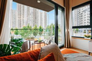 WF Terracotta Parkview with Terrace and Free Parking