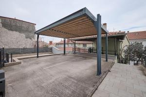 Arena Lux City Stay