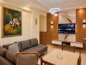 Avelora Homes